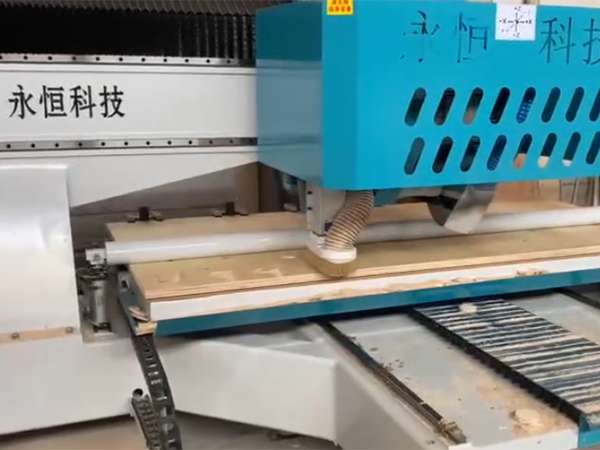 數(shù)控鋸加工展示